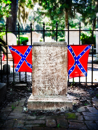 King grave confed flags